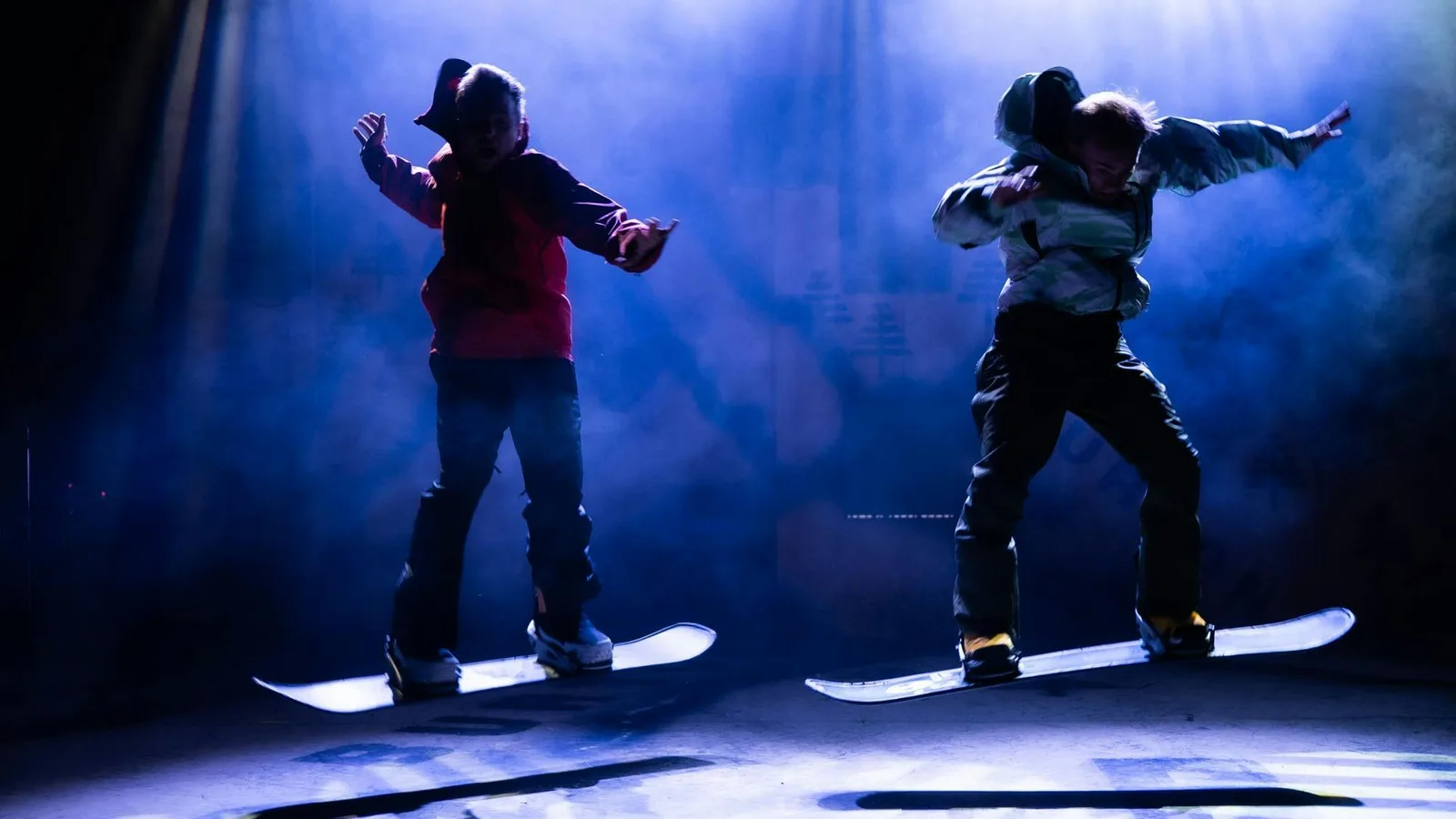 Snowboarďáci v Divadle Radka Brzobohatého: recenze muzikálu, který táhnou holky a kapela