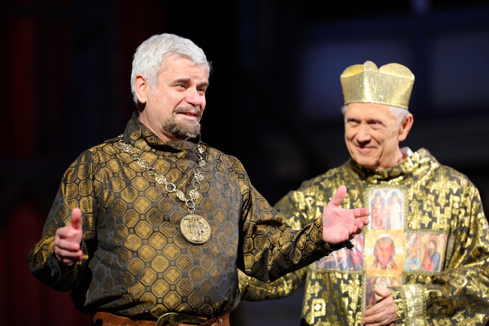 Noc na Karlštejně se vrací na letní scény