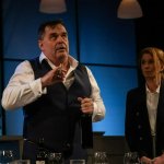 A JE TO VENKU! - foto 5