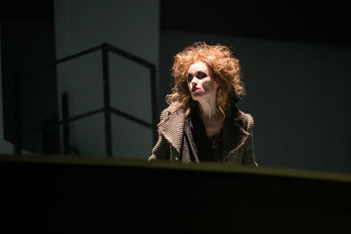 Sweeney Todd ve Státní opeře — Vanda Šípová jako Žebračka
