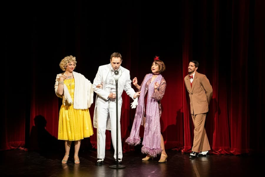 Muzikál Zpívání v dešti