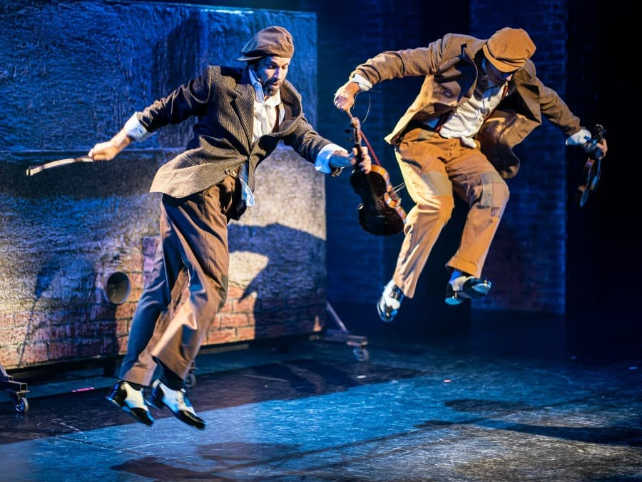 Muzikál Zpívání v dešti