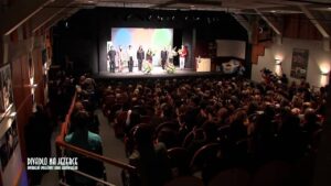 Divadlo na Jezerce jeviste 1