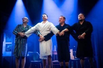 Premiéra na spadnutí: nový komediální muzikál Taťkové